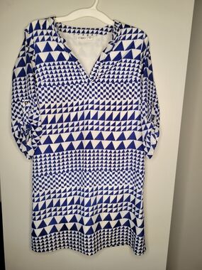 Cato Geometric Print Tunic Dress Size M Blue White 3/4 Sleeve Casual Shift